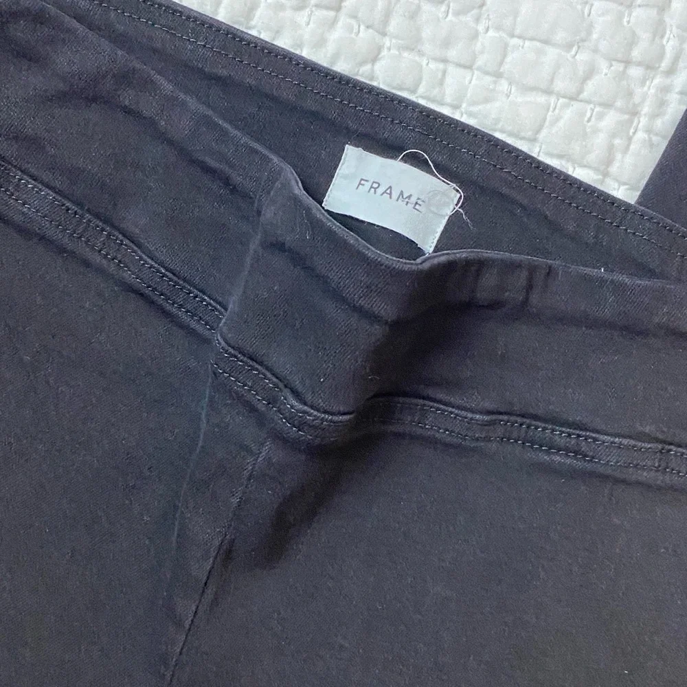 FRAME The Jetset Flare Jeans size 2 (size 30-34)‎ NEW